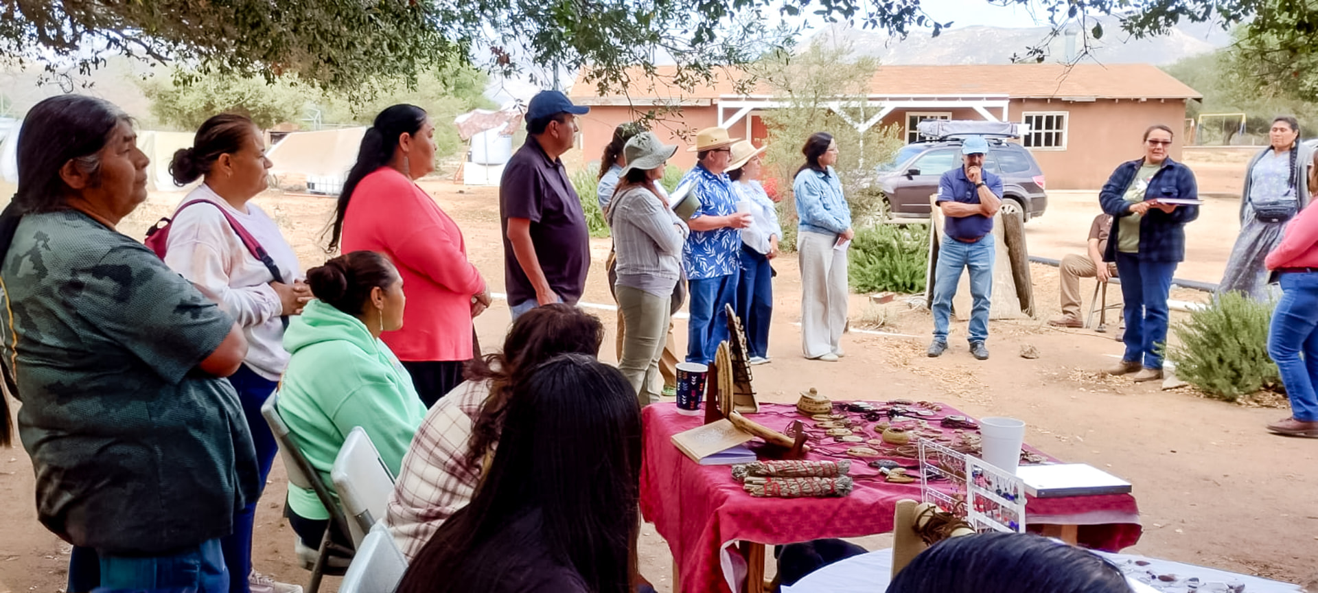 Recibimiento a un grupo de visitantes